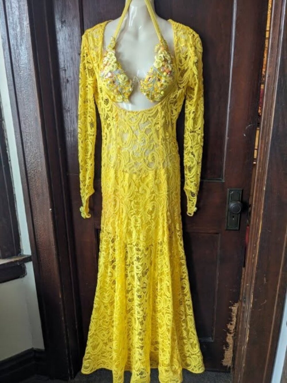 Bright yellow stretch lace professional bellydancing costume Hala Derkach - Picture 5 of 8